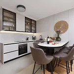 Alta Oliva 2 With Private Parking 자다르