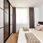 Alta Oliva 2 With Private Parking 자다르