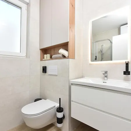 Apartamento Alta Oliva 2 With Private Parking Zadar