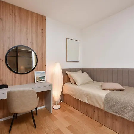 Apartment Alta Oliva 2 With Private Parking