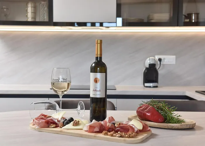 Alta Oliva 2 With Private Parking Zadar