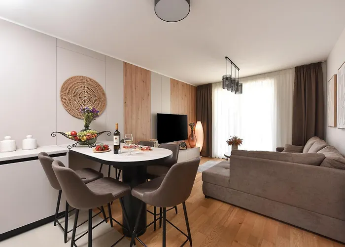 Alta Oliva 2 With Private Parking Apartment Zadar