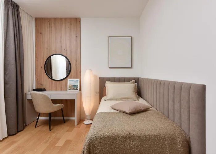 Alta Oliva 2 With Private Parking Apartment Zadar