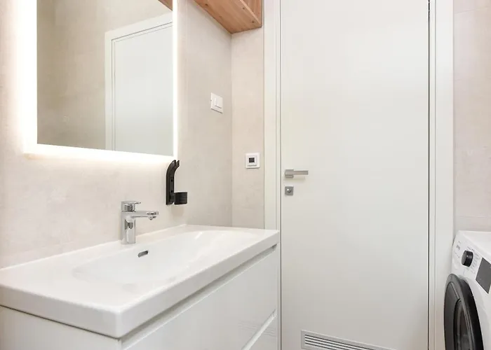 Alta Oliva 2 With Private Parking Zadar