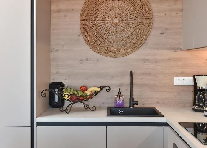 Alta Oliva 2 With Private Parking Zadar