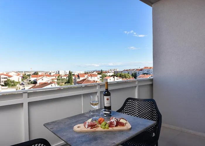 Alta Oliva 2 With Private Parking * Zadar