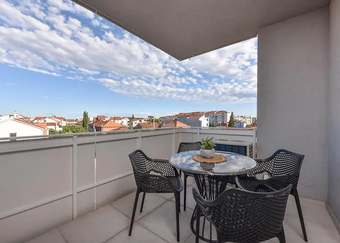 Alta Oliva 2 With Private Parking Apartment